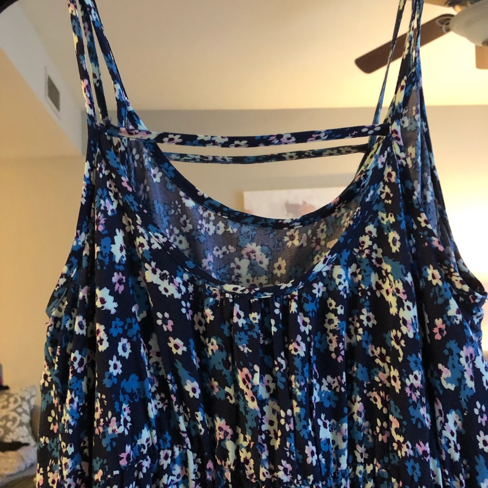 Flower Dress - Picture 3 of 3